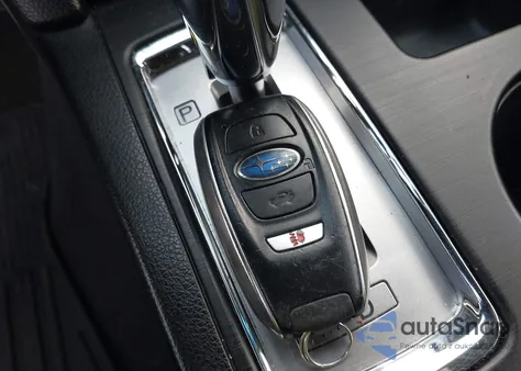 2015 Subaru Outback 2.5I Limited z USA, uszkodzony, nr VIN 4S4BSANC9F3312333